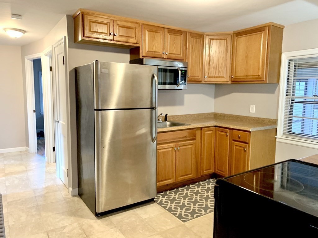 3 Prentice Avenue Auburn, MA 01501 - Photo 8 of 27