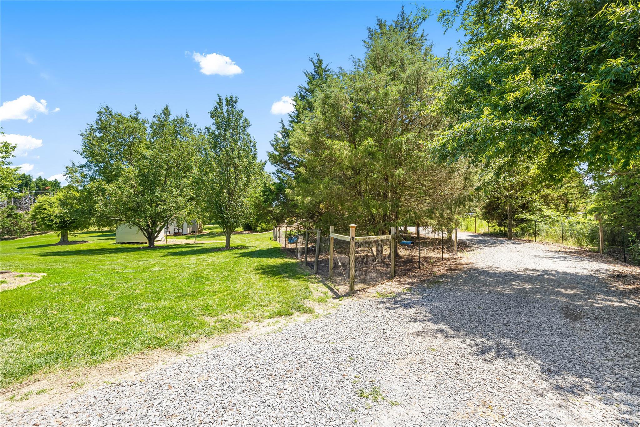 137 Brook Road Kings Mountain, NC 28086 - Photo 43 of 46 a view of a park with large trees