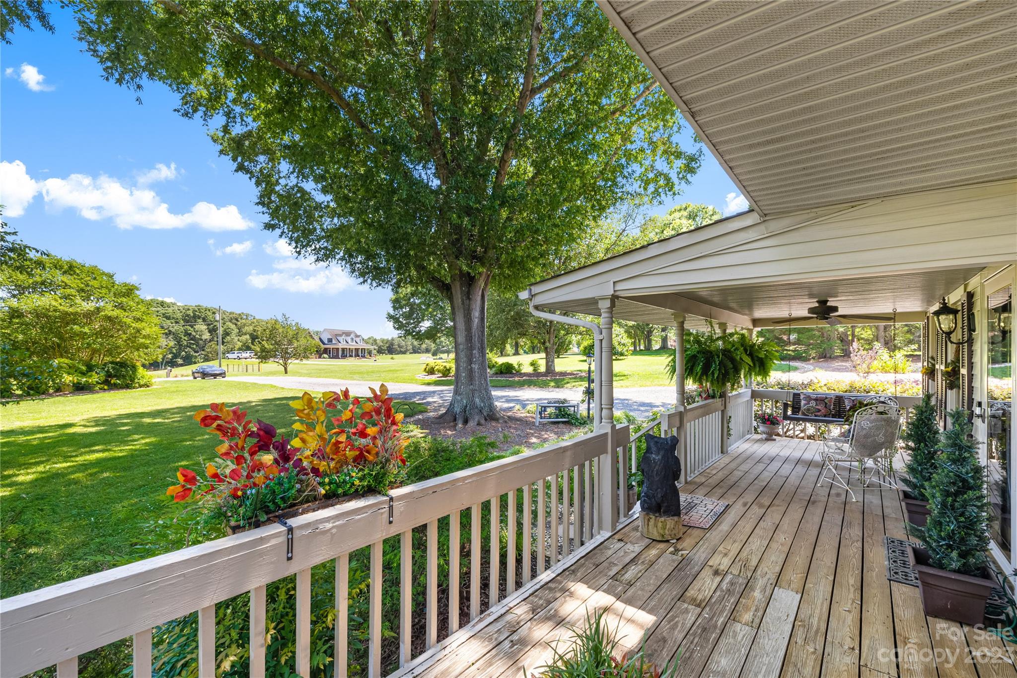 137 Brook Road Kings Mountain, NC 28086 - Photo 46 of 46 a view of a balcony with wooden floor