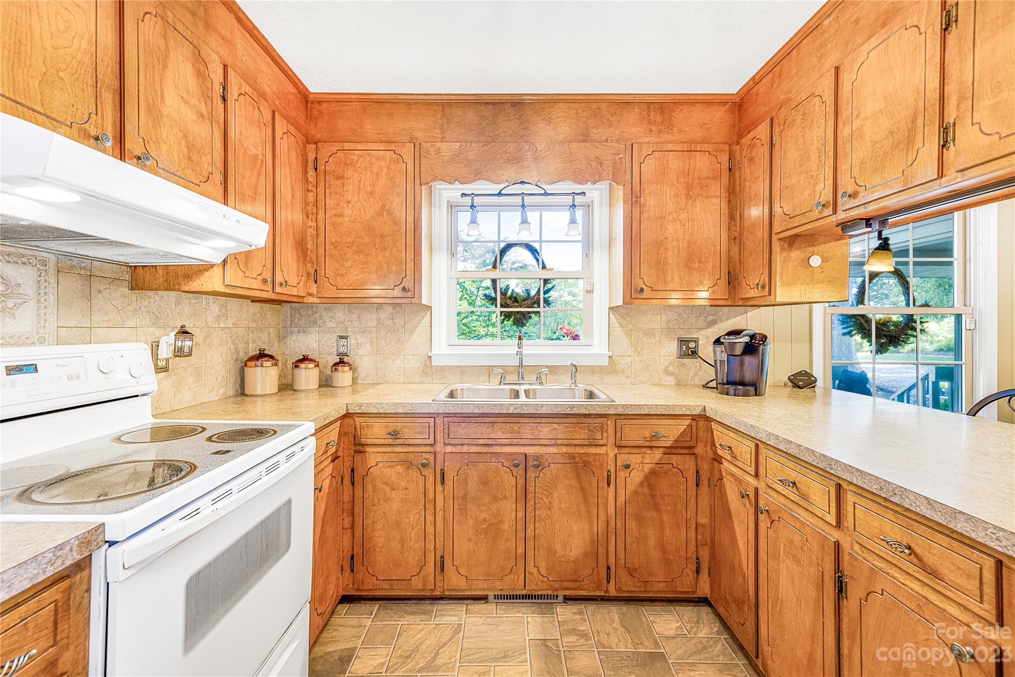 137 Brook Road Kings Mountain, NC 28086 - Photo 9 of 46