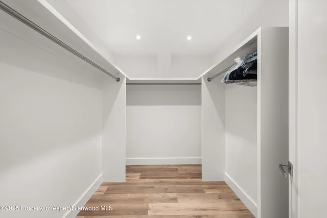 a view of an entryway