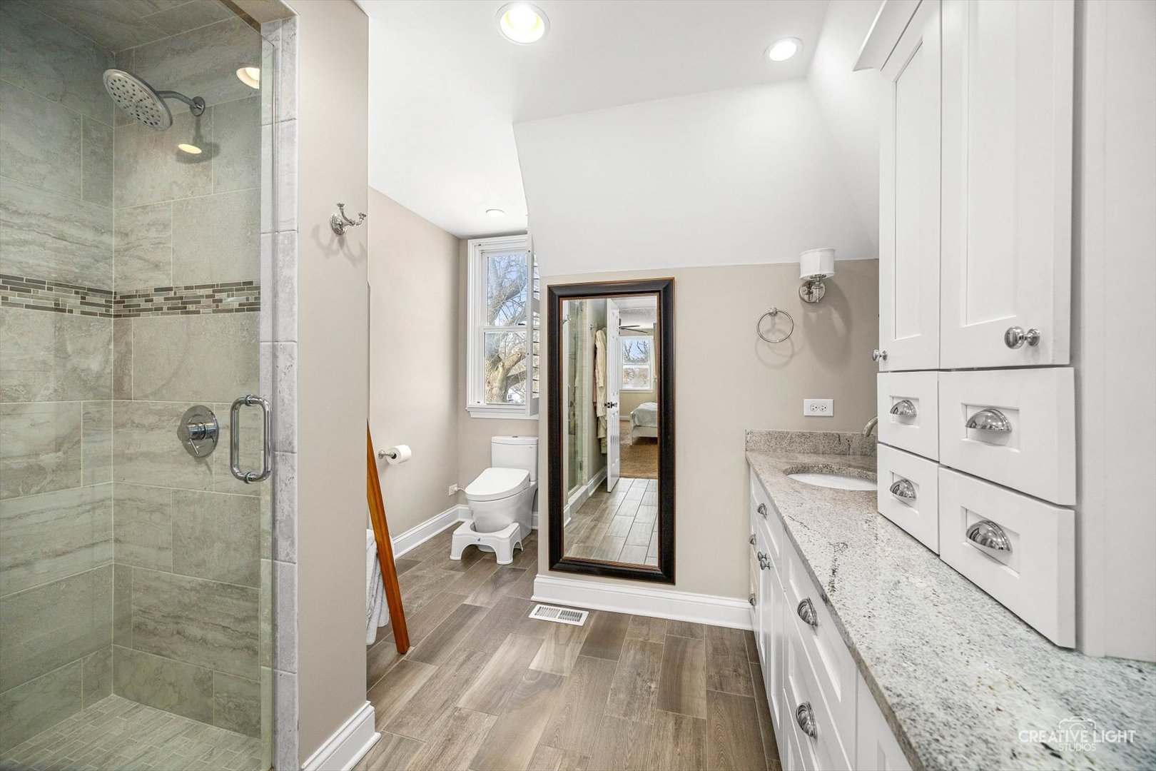 607 East Prairie Avenue Wheaton, IL 60187 - Photo 23 of 40