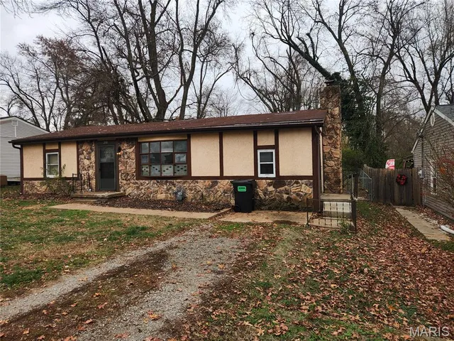 $74,900 | 208 Cascade Drive, Belleville, IL 62223
