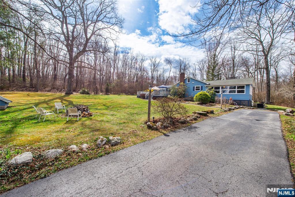 7 Stempert Road Branchville, NJ 07826 - Photo 30 of 36