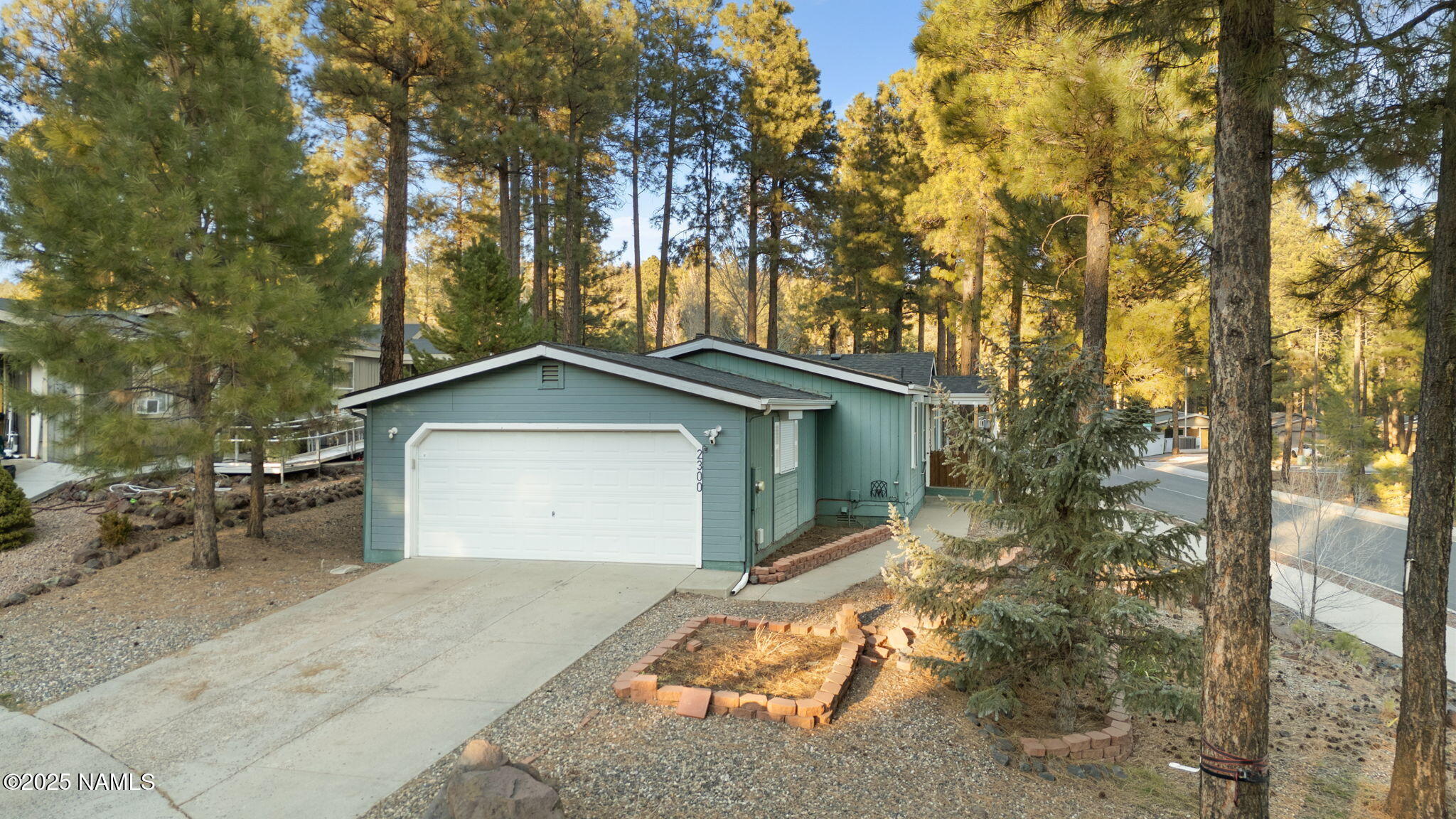 2300 West Rio Grande Court Flagstaff, AZ 86001 - Photo 3 of 26 5-web-or-mls-DJI_20251209162036_0249_D