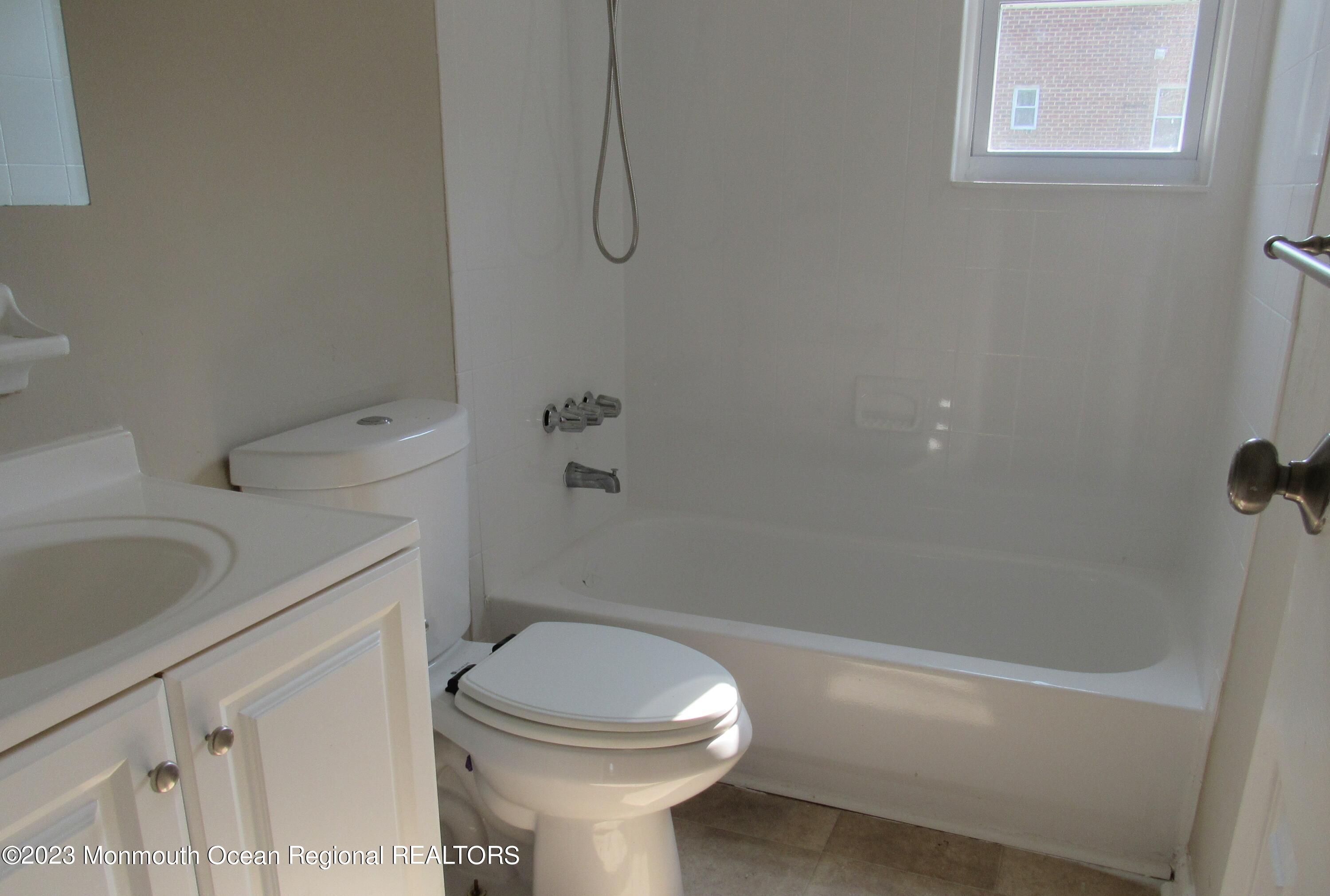 212 A Sawmill Road, Unit 461 Brick, NJ 08724 - Photo 5 of 9 IMG_8366