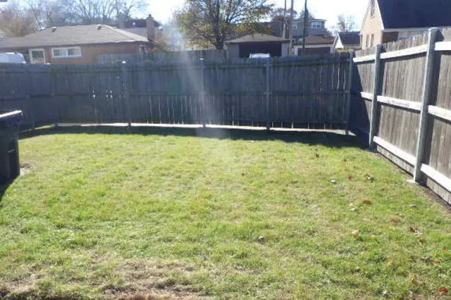 $274,900 | 10226 South California Avenue, Evergreen Park, IL 60805