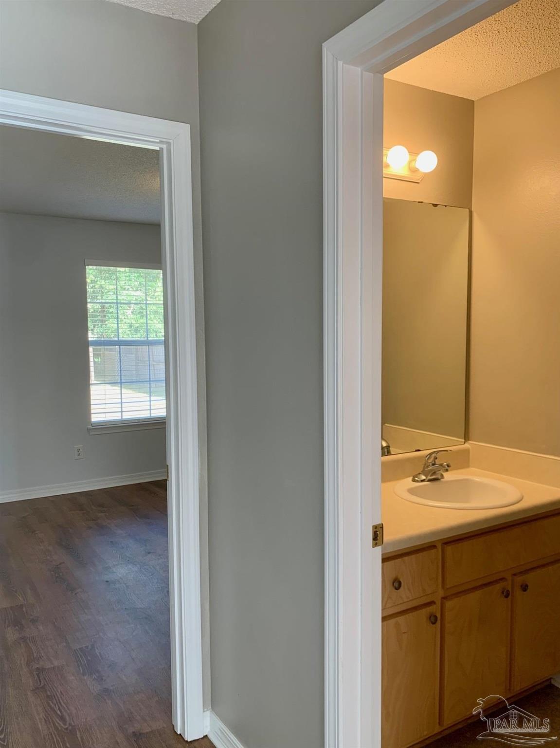 4636 Hamilton Bridge Road Pace, FL 32571 - Photo 12 of 16 Gallery Image 12
