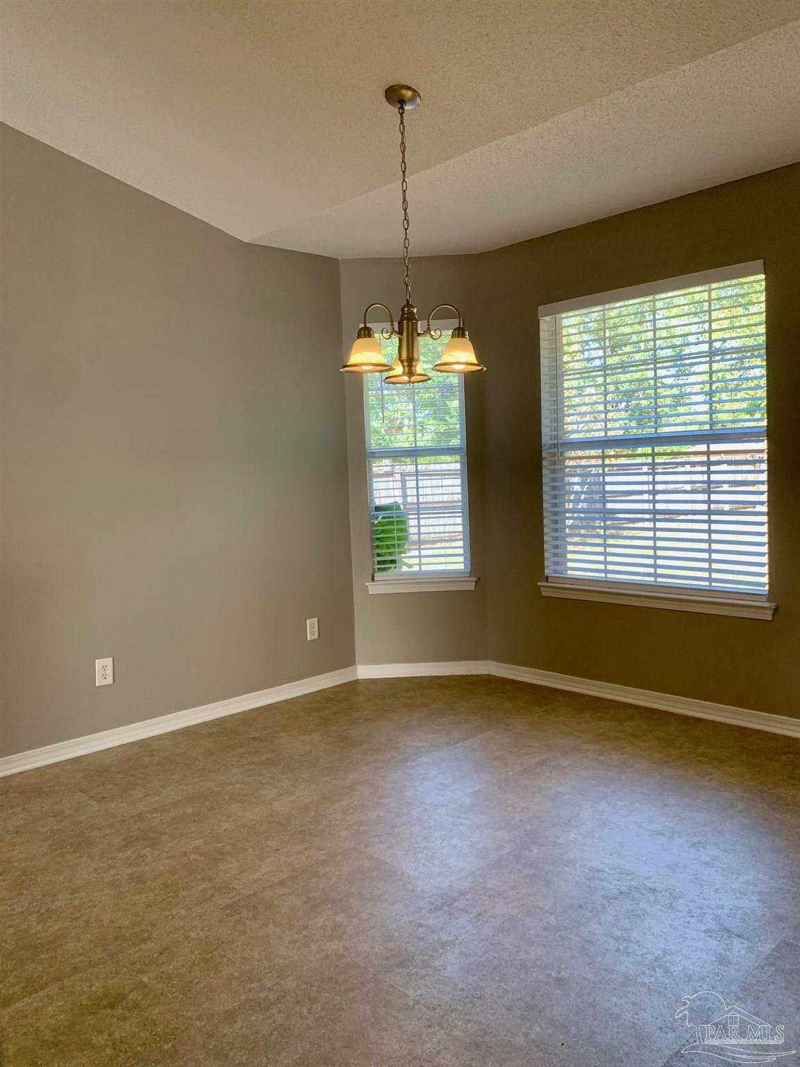 4636 Hamilton Bridge Road Pace, FL 32571 - Photo 6 of 16 Gallery Image 6