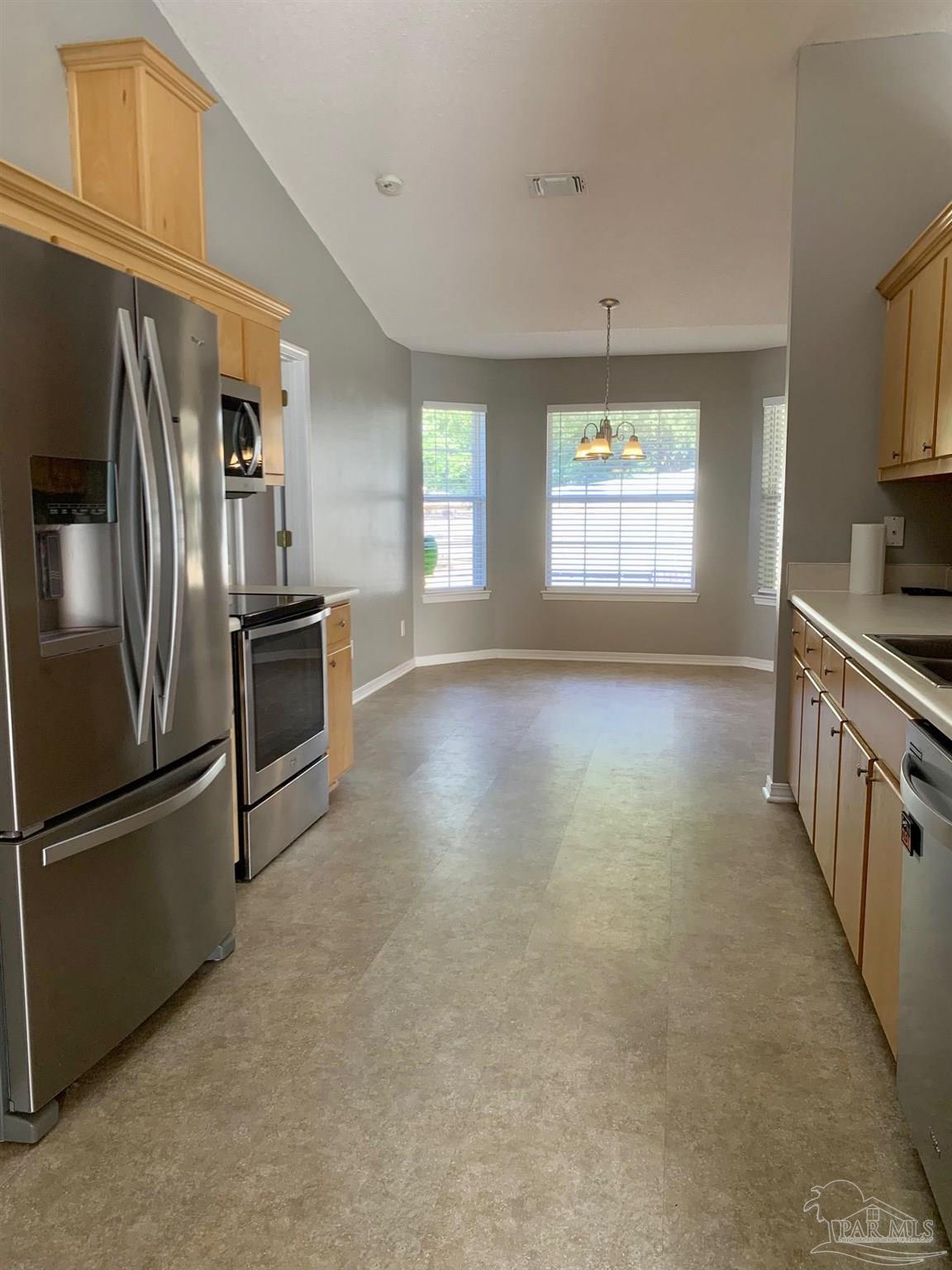 4636 Hamilton Bridge Road Pace, FL 32571 - Photo 7 of 16 Gallery Image 7