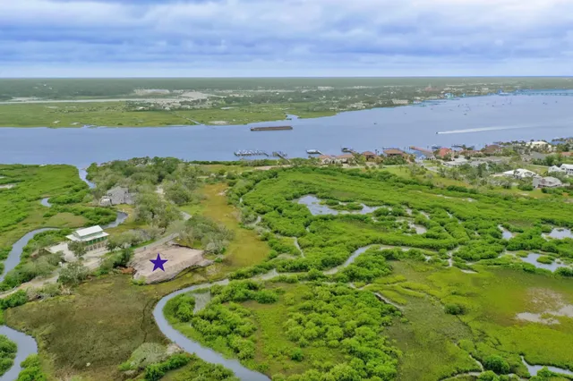 a view of an outdoor space and a yard
