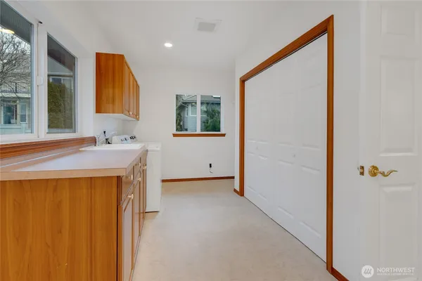$1,399,000 | 16412 139th Avenue East, Puyallup, WA 98374