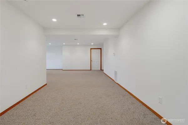 $1,399,000 | 16412 139th Avenue East, Puyallup, WA 98374