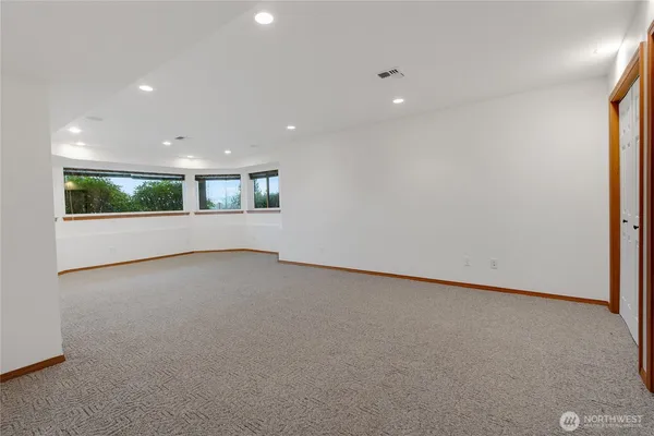 $1,399,000 | 16412 139th Avenue East, Puyallup, WA 98374