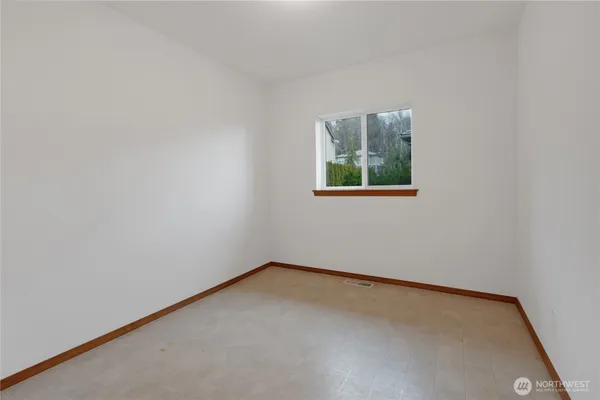 $1,399,000 | 16412 139th Avenue East, Puyallup, WA 98374