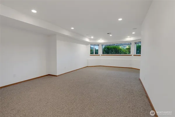 $1,399,000 | 16412 139th Avenue East, Puyallup, WA 98374