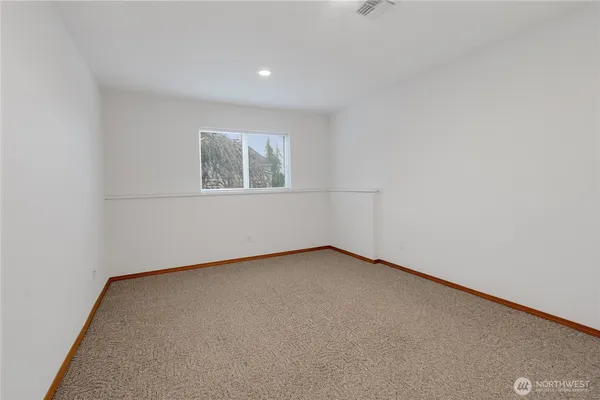 $1,399,000 | 16412 139th Avenue East, Puyallup, WA 98374
