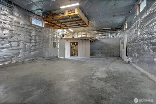$1,399,000 | 16412 139th Avenue East, Puyallup, WA 98374