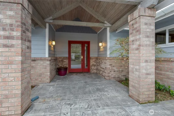 $1,399,000 | 16412 139th Avenue East, Puyallup, WA 98374