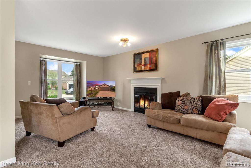 1609 Stonecrest Drive Rochester Hills, MI 48307 - Photo 11 of 39