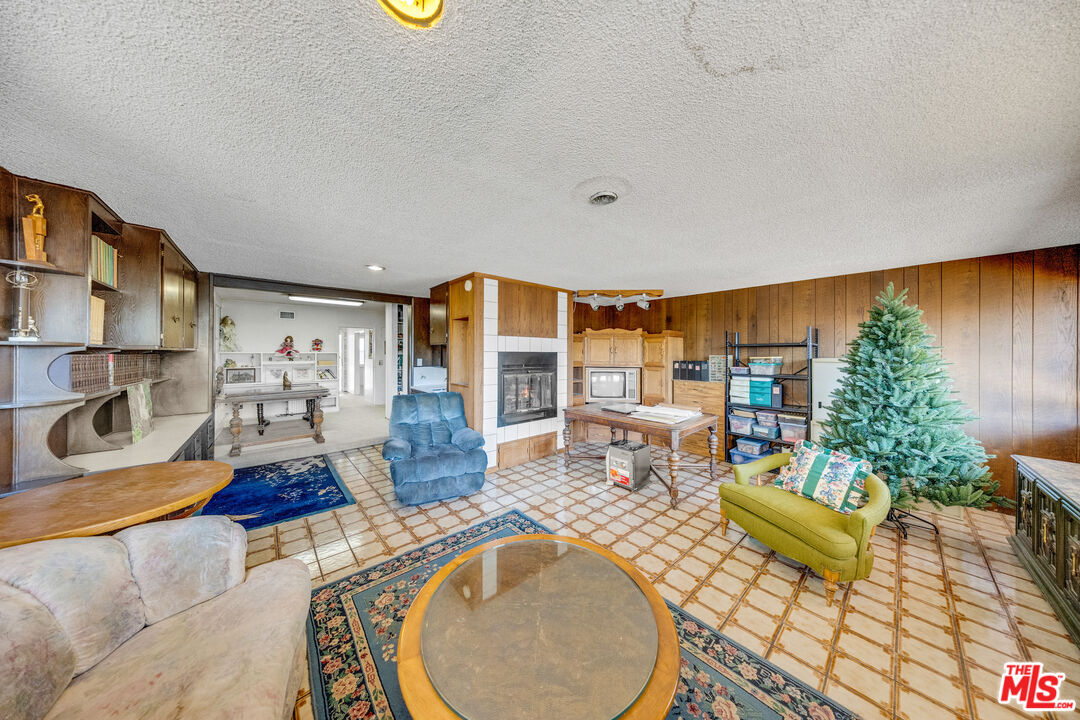 656 East Kirkwall Road Glendora, CA 91740 - Photo 32 of 53