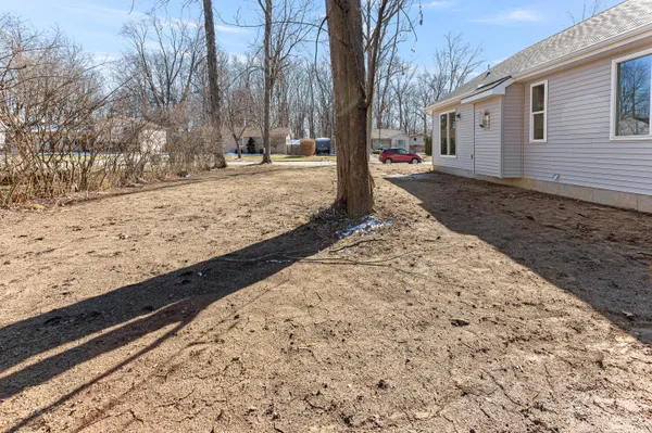 $429,900 | 48416 Kelly Lea Lane, Chesterfield, MI 48051