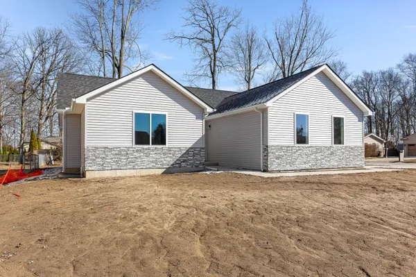 $429,900 | 48416 Kelly Lea Lane, Chesterfield, MI 48051