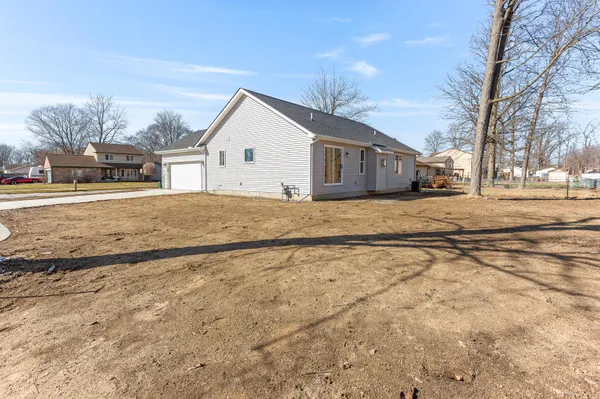 $429,900 | 48416 Kelly Lea Lane, Chesterfield, MI 48051