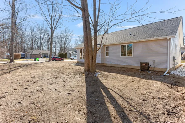 $429,900 | 48416 Kelly Lea Lane, Chesterfield, MI 48051