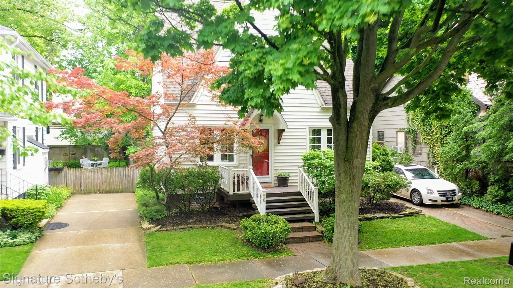 90 Mapleton Road Grosse Pointe, MI 48236 - Photo 40 of 43 1.jpg