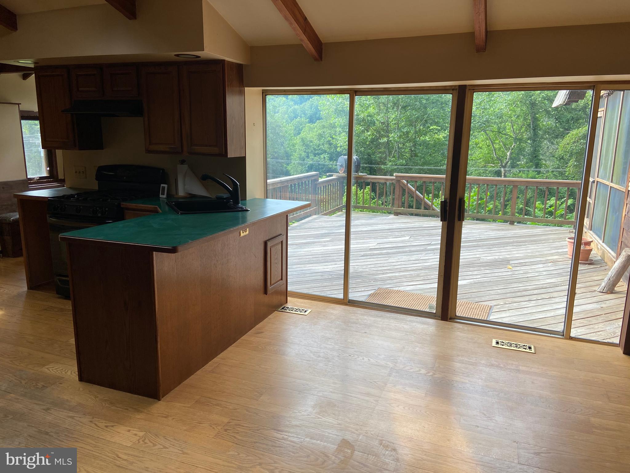 38786 Lime Kiln Road Leesburg, VA 20175 - Photo 12 of 25 Gallery Image 12