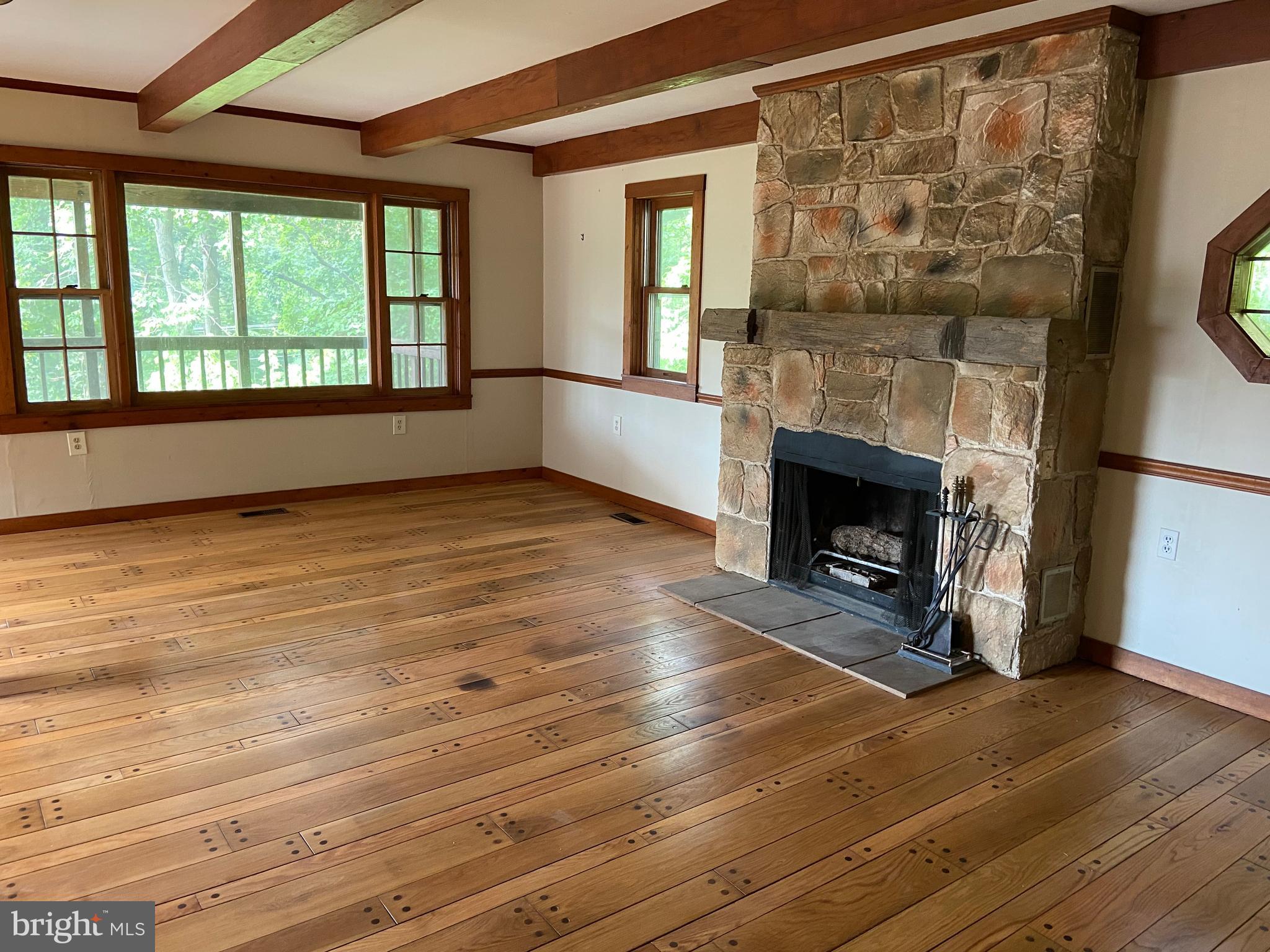 38786 Lime Kiln Road Leesburg, VA 20175 - Photo 5 of 25 Gallery Image 5