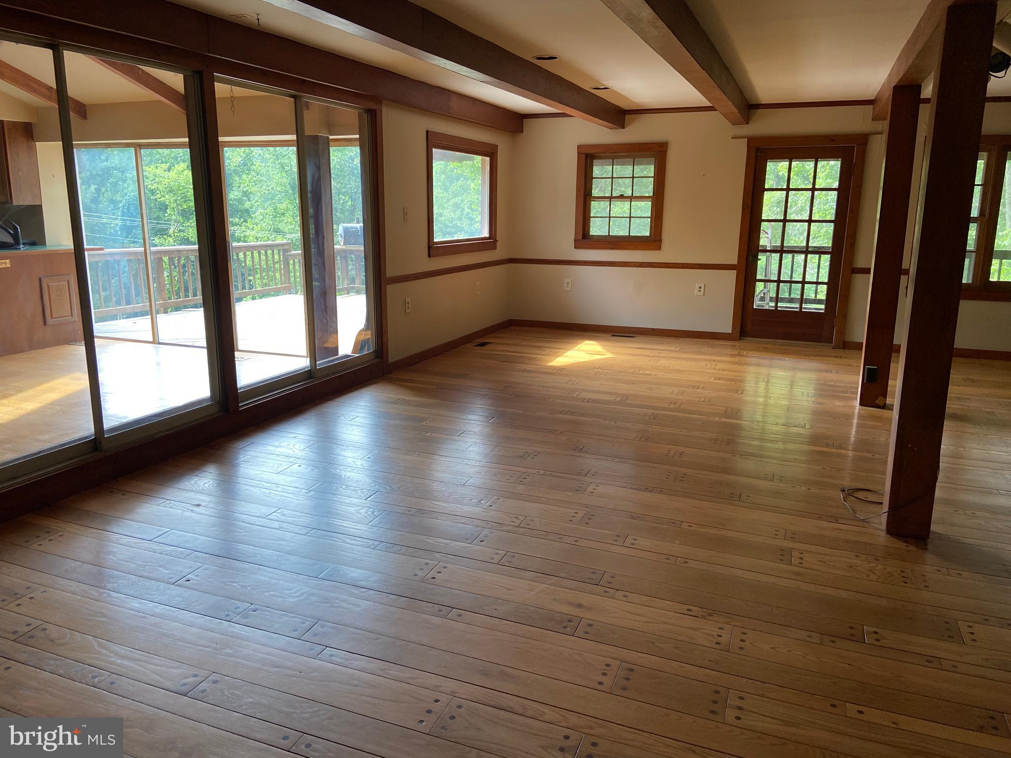 38786 Lime Kiln Road Leesburg, VA 20175 - Photo 6 of 25 Gallery Image 6