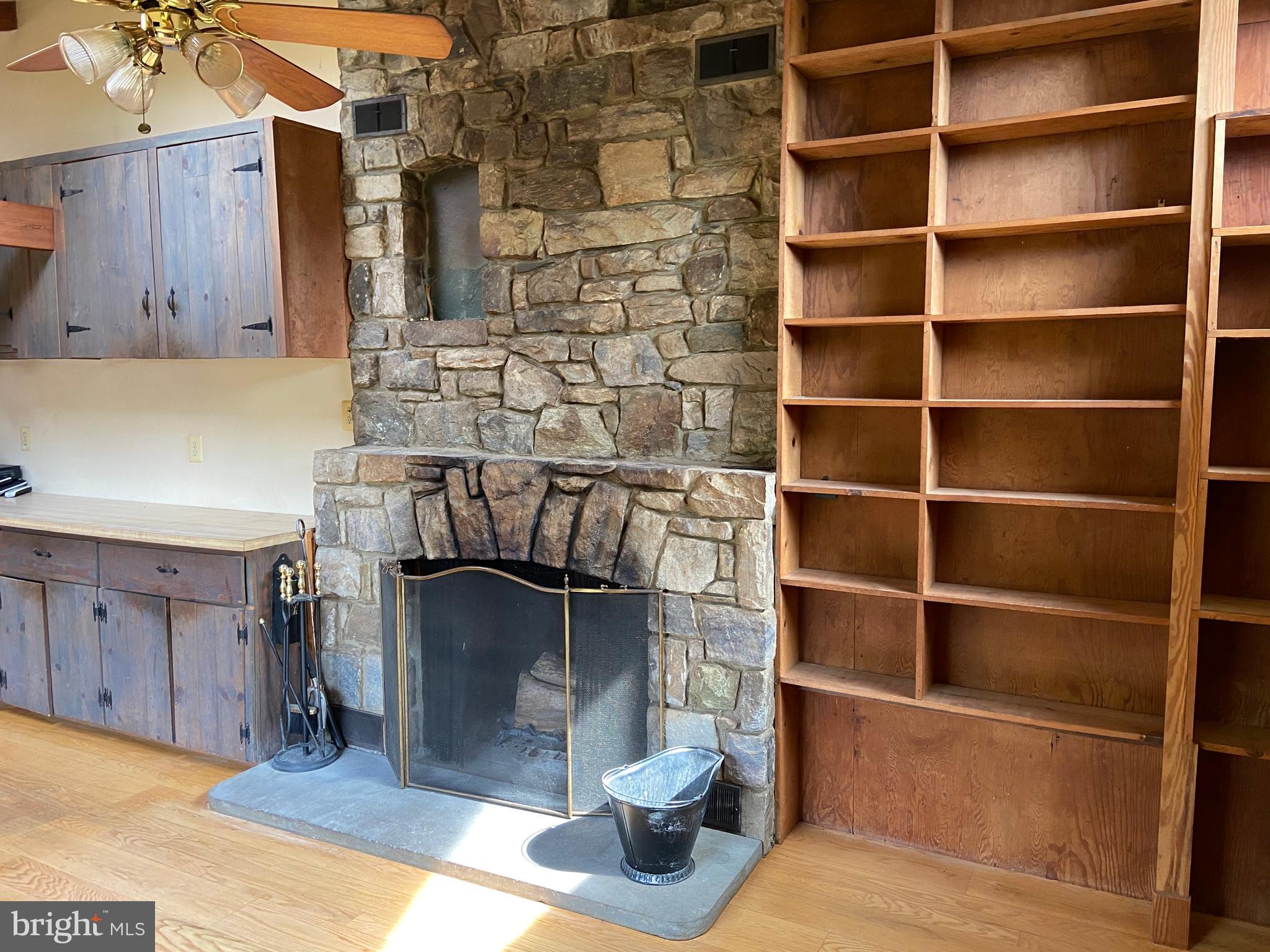 38786 Lime Kiln Road Leesburg, VA 20175 - Photo 10 of 25 Gallery Image 10