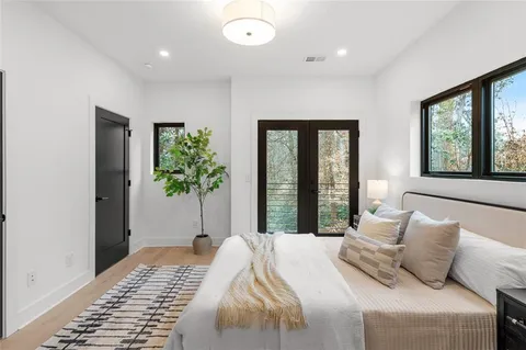 $619,900 | 1169 Penny Lane, Atlanta, GA 30329