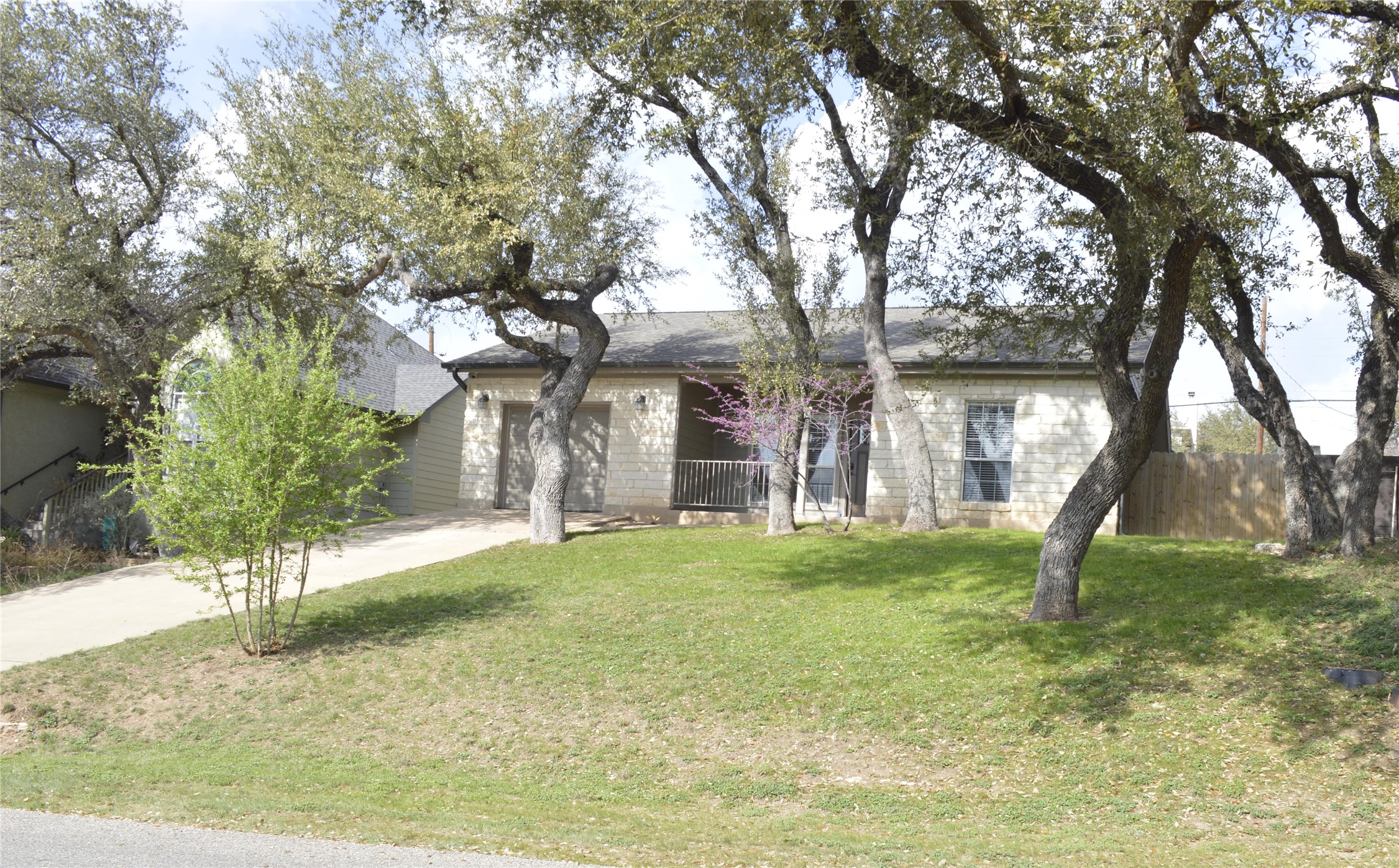 3139 Chisholm Trail Austin, TX 78734 - Photo 3 of 37