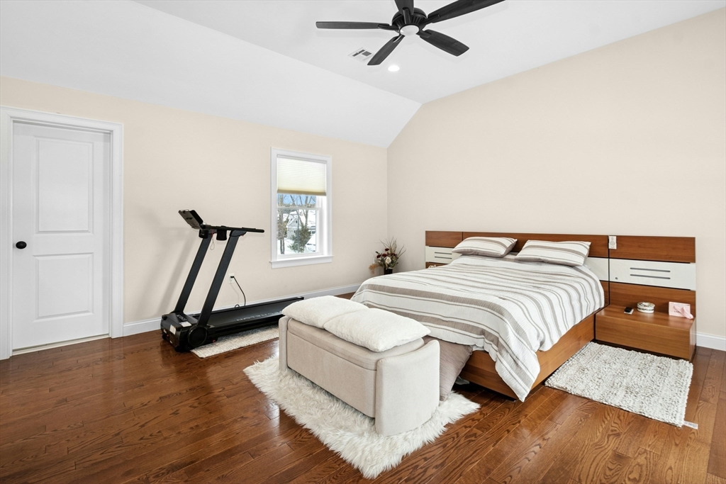 80 Pleasant Street, Unit 80 Medfield, MA 02052 - Photo 18 of 34