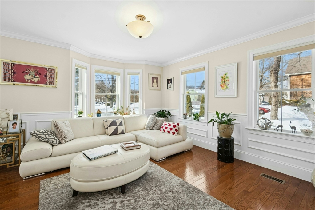 80 Pleasant Street, Unit 80 Medfield, MA 02052 - Photo 5 of 34