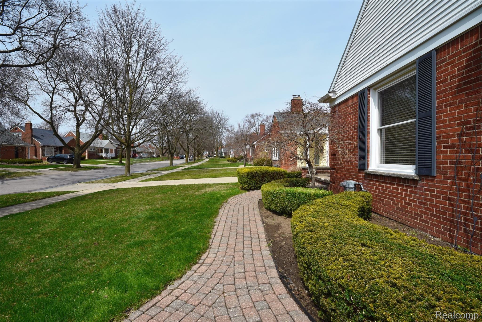 1799 Mansfield Road Birmingham, MI 48009 - Photo 2 of 25 1799 Mansfield_02.JPG