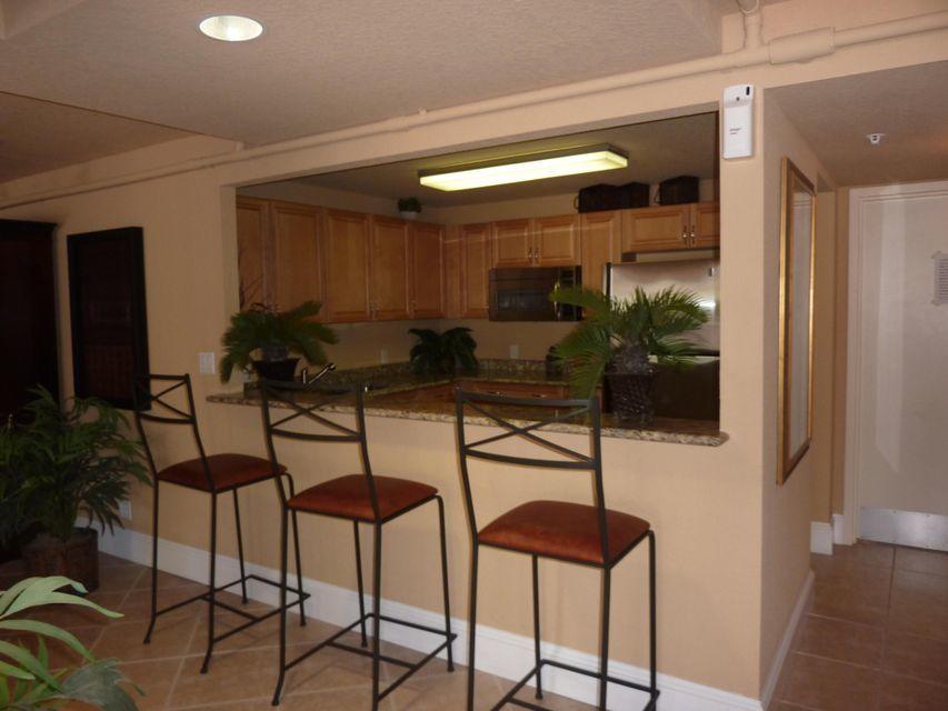 1000 Spanish River Road, Unit 3R Boca Raton, FL 33432 - Photo 12 of 23 1000 spanish river 3r 1