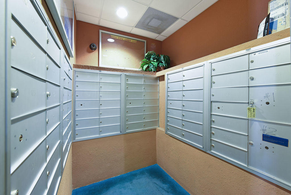 1000 Spanish River Road, Unit 3R Boca Raton, FL 33432 - Photo 16 of 23 AIP_0179
