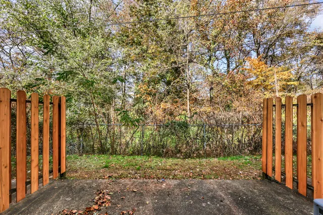 $995 | 919 Greenwood Avenue, Unit B, Clarksville, TN 37040