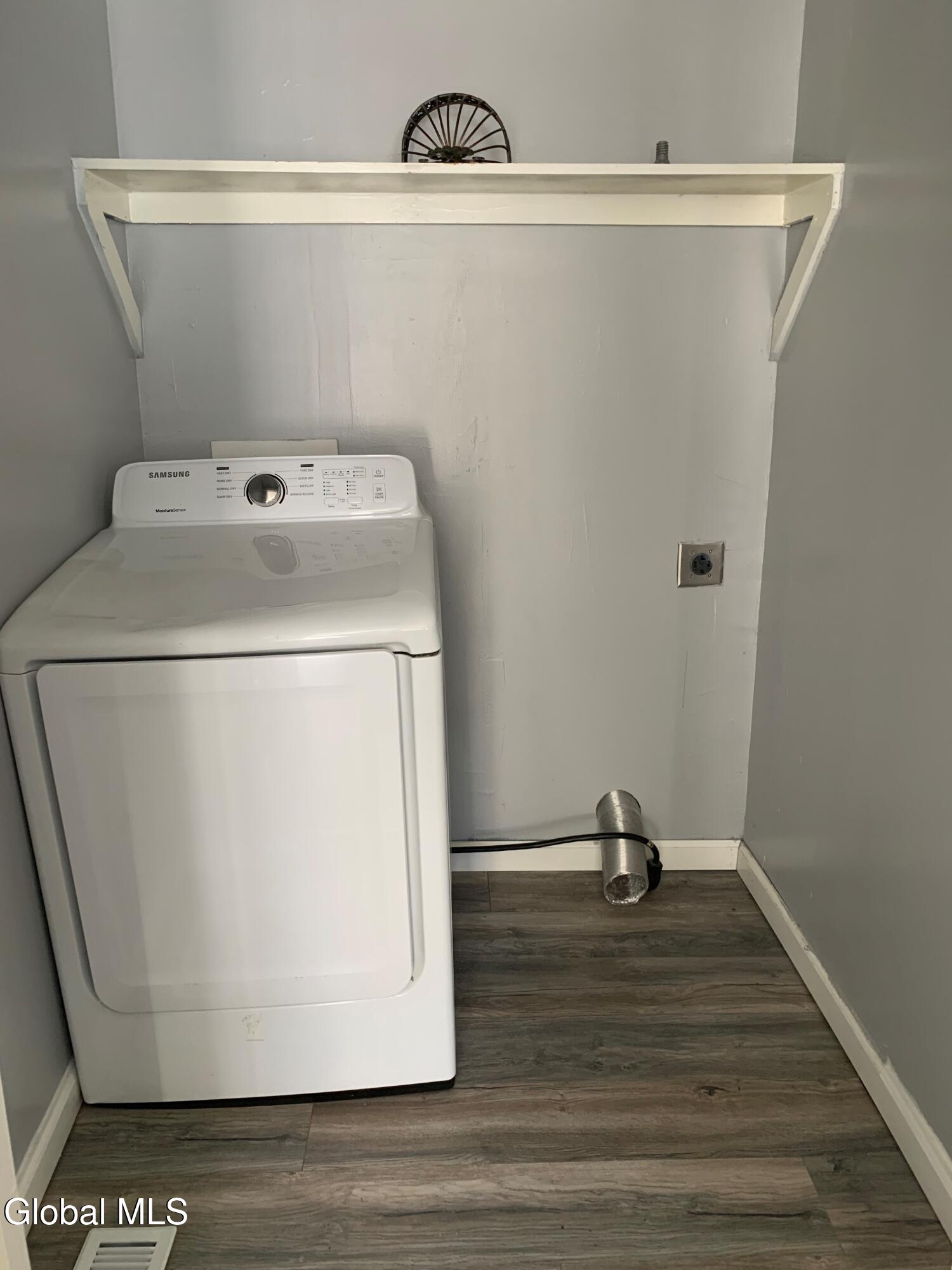 55 Tyler Street Troy, NY 12180 - Photo 11 of 16 P9