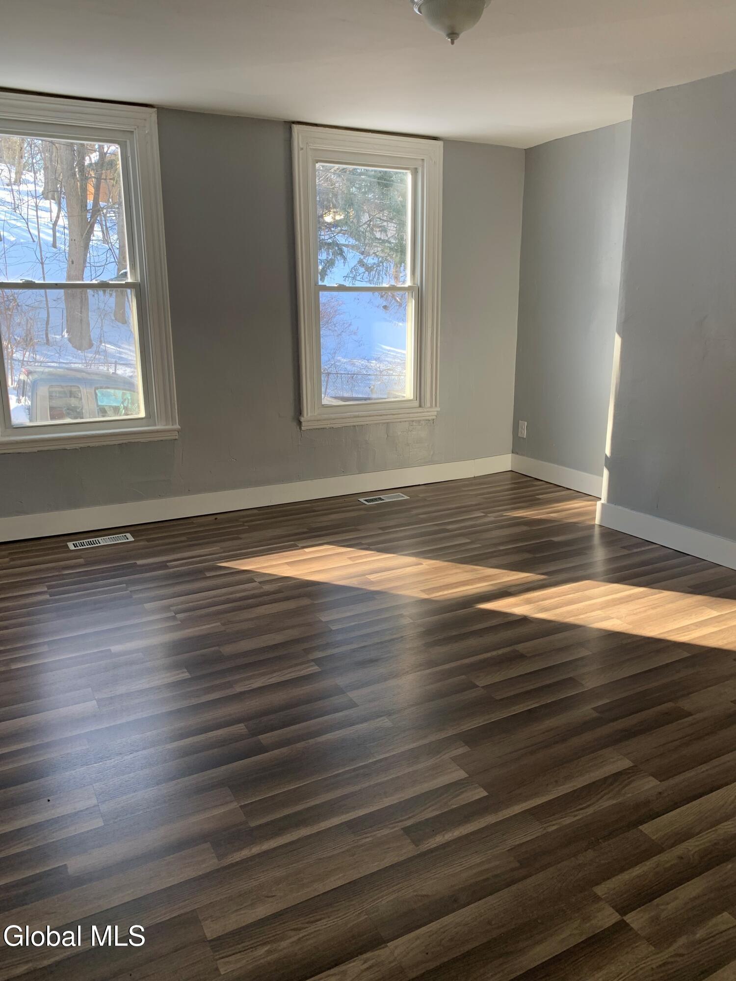 55 Tyler Street Troy, NY 12180 - Photo 9 of 16 P8