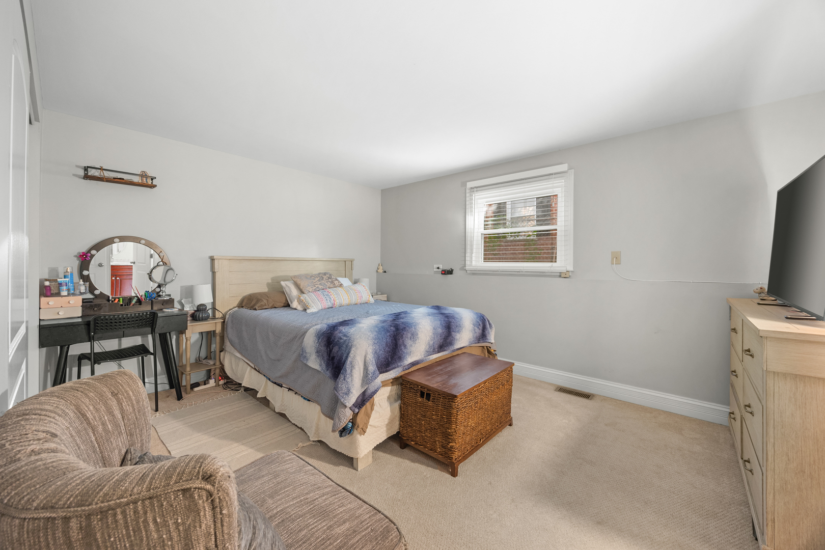 573 Maple Avenue Lisle, IL 60532 - Photo 19 of 33