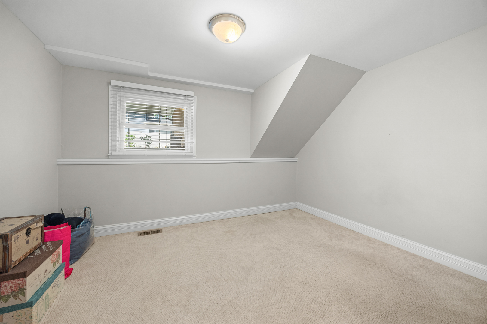 573 Maple Avenue Lisle, IL 60532 - Photo 22 of 33