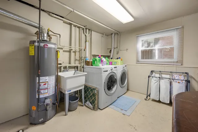 $449,900 | 573 Maple Avenue, Lisle, IL 60532