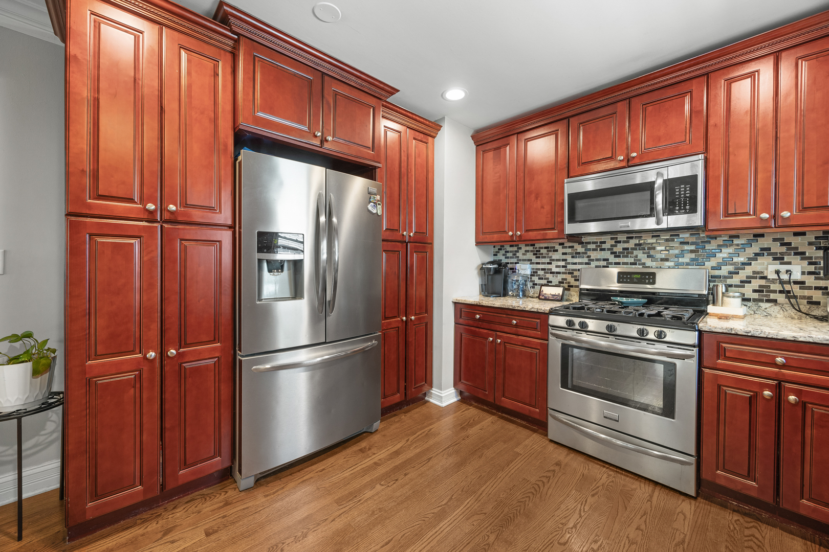 573 Maple Avenue Lisle, IL 60532 - Photo 6 of 33