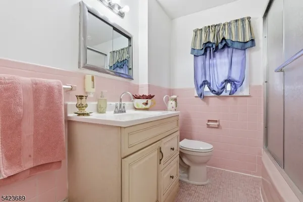 $615,000 | 584 Lehigh Avenue, Union, NJ 07083