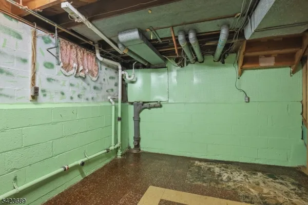 $615,000 | 584 Lehigh Avenue, Union, NJ 07083